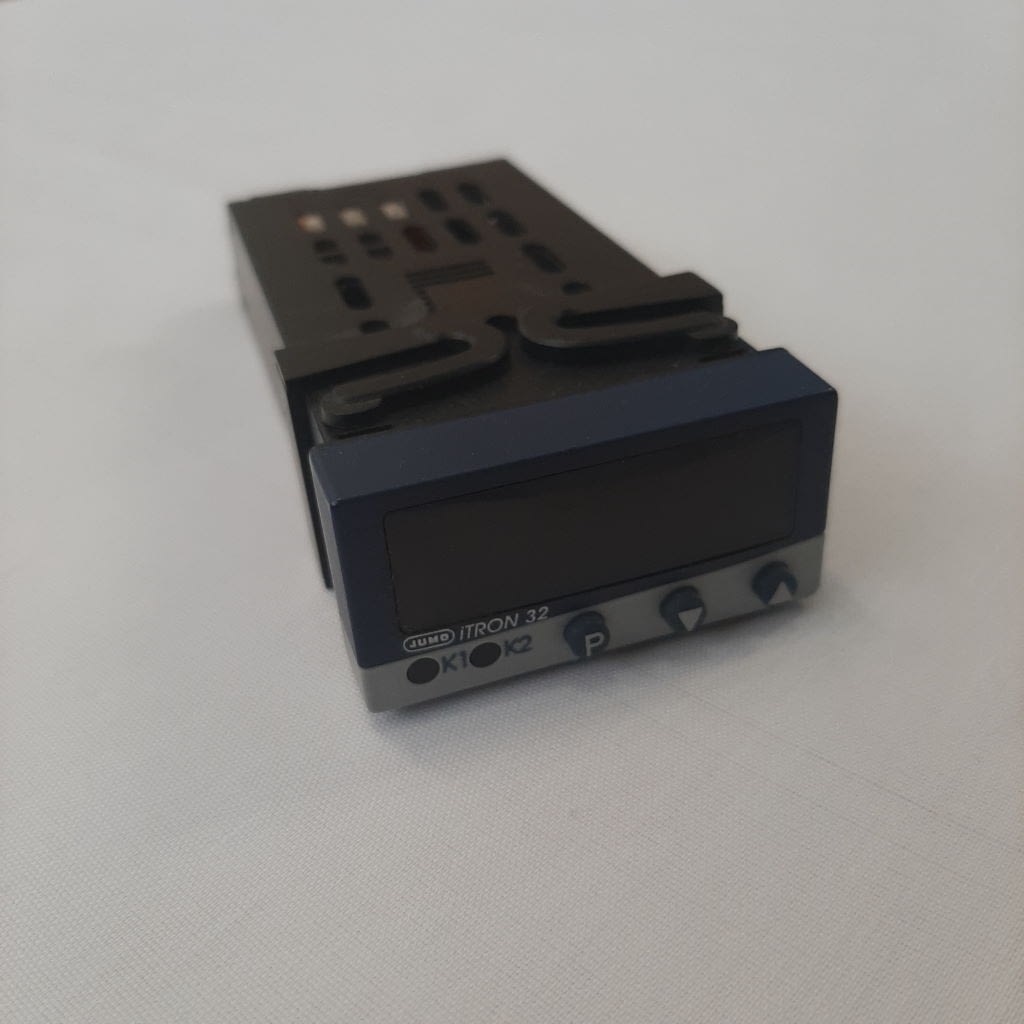 المنت آریان ترموستات Jumo iTRON 32 اصل آلمان